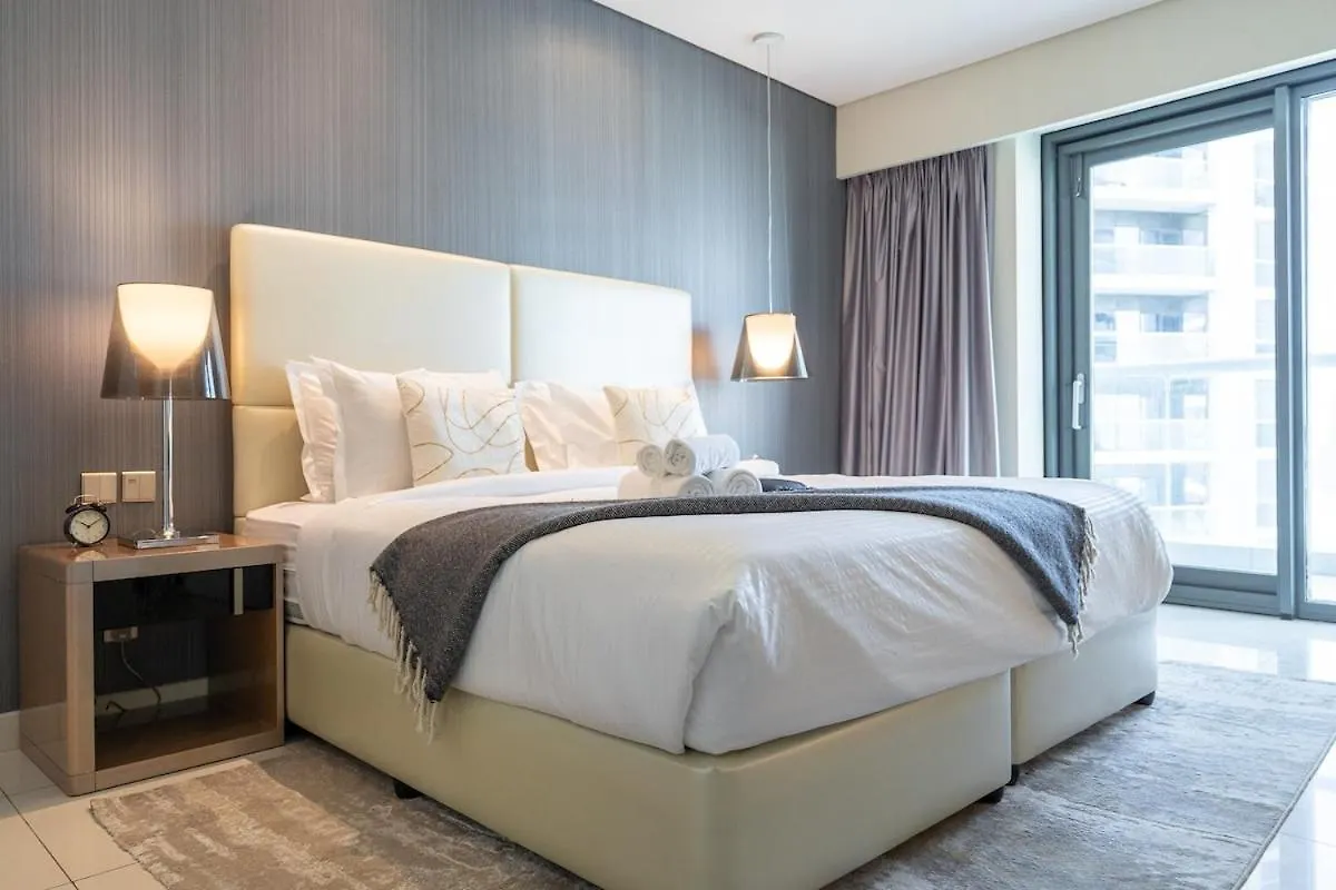 Luxurious 2-Bedroom Apartment In Business Bay Dubai
