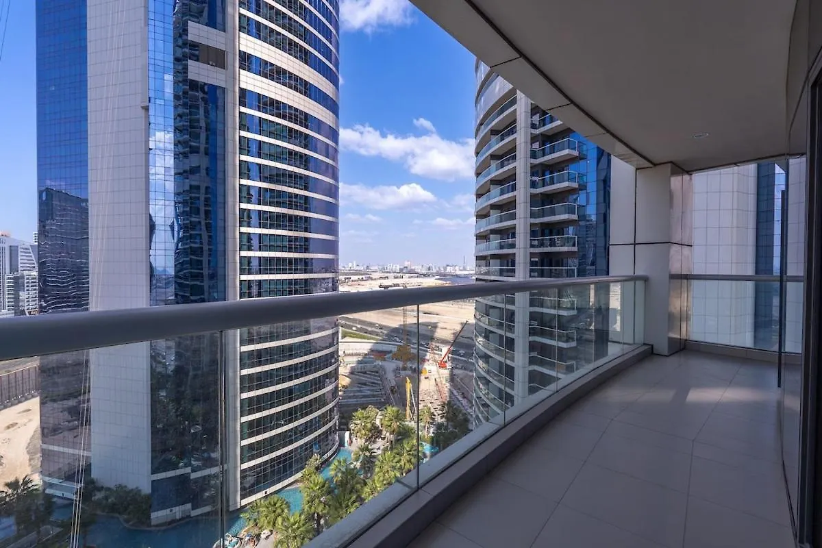 Luxurious 2-Bedroom Apartment In Business Bay Dubai