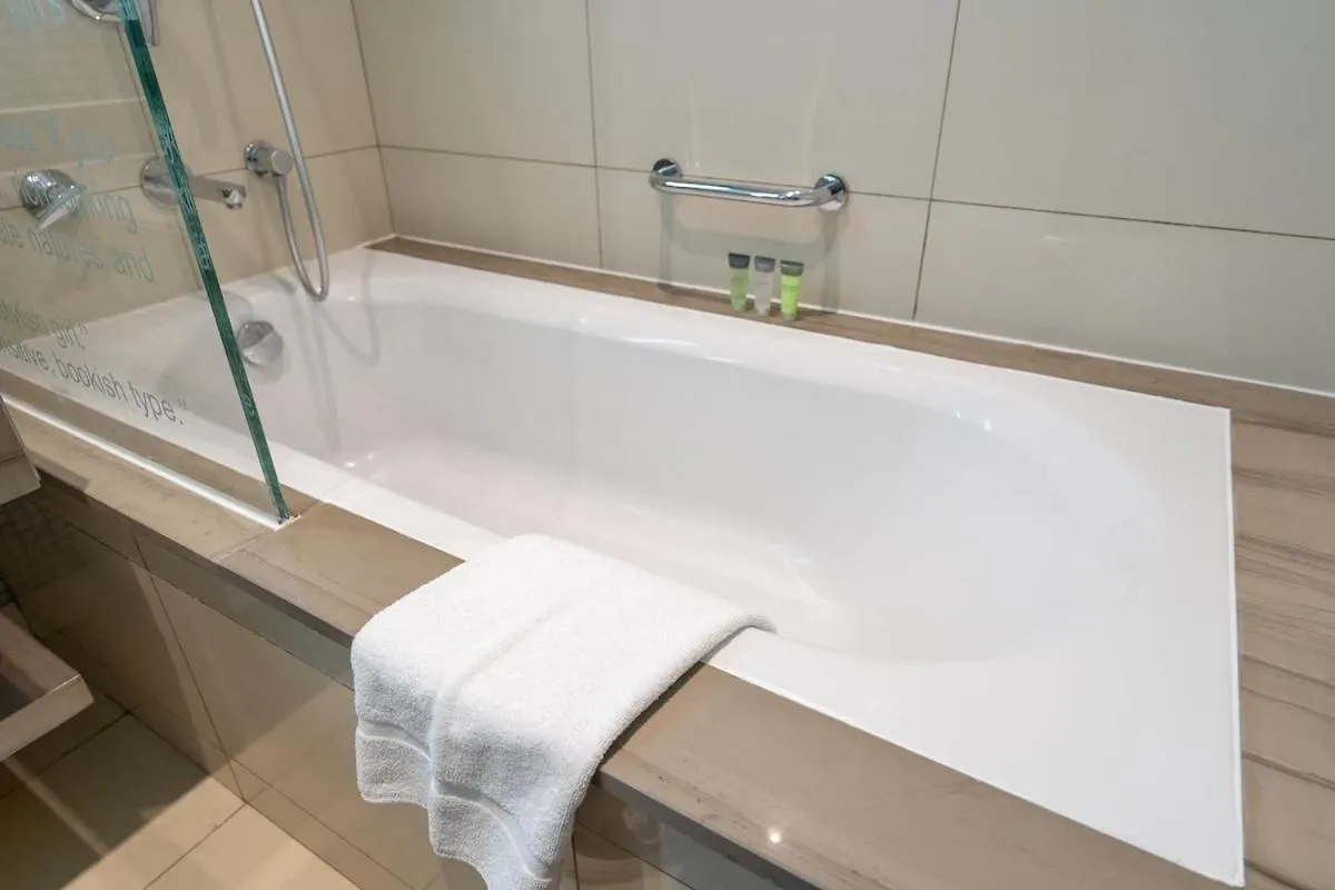 Luxurious 2-Bedroom Apartment In Business Bay Dubai United Arab Emirates