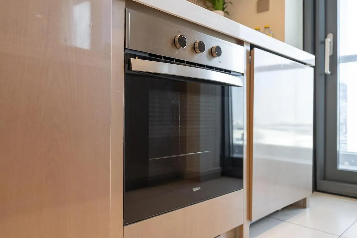 Luxurious 2-Bedroom Apartment In Business Bay Dubai