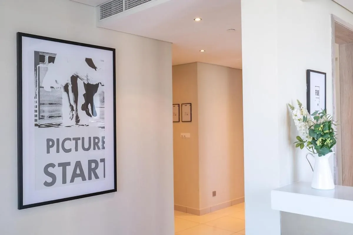 Luxurious 2-Bedroom Apartment In Business Bay Dubai